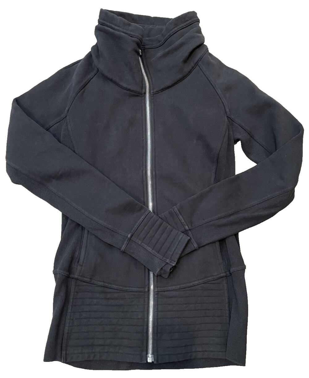 Lululemon Black Radiant Jacket Women Size 6
